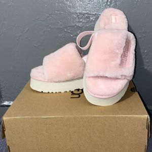 Ugg platform slides size 11